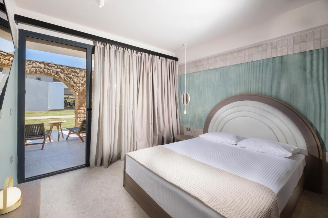 Callisti Suites Sarti Eksteriør billede